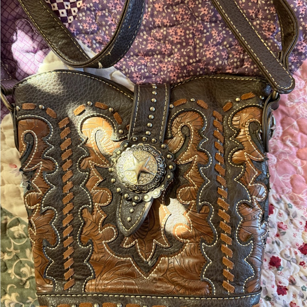 Montana West Embroidered Bag